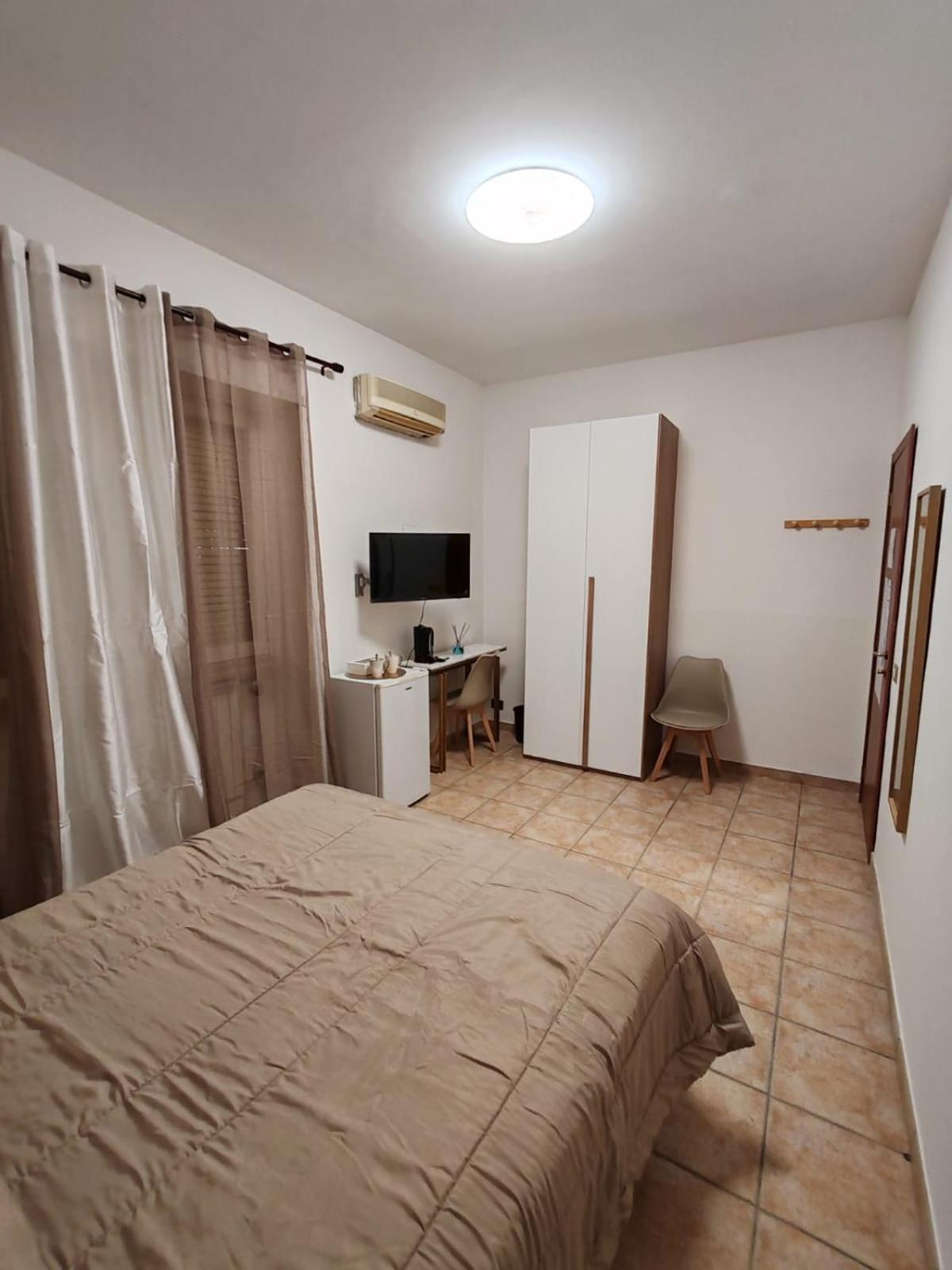 B&B Piazza Ragusa โรม ภายนอก รูปภาพ
