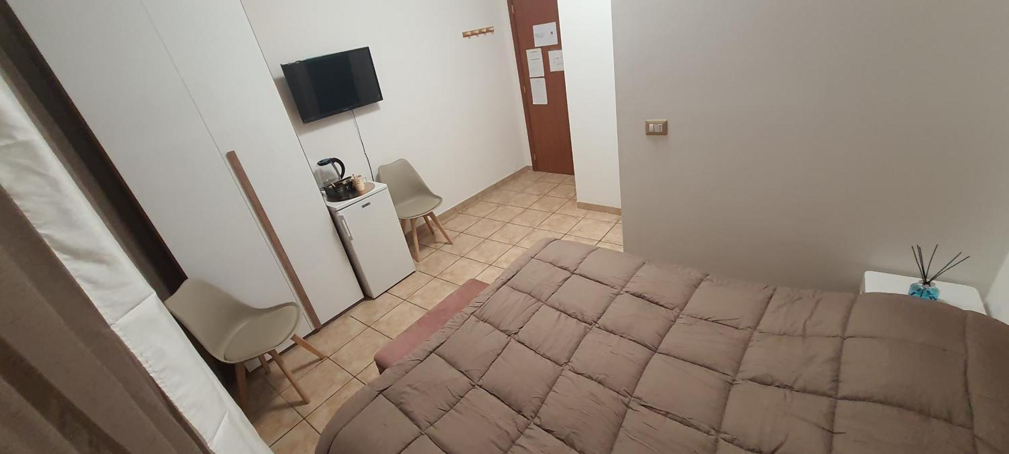 B&B Piazza Ragusa โรม ภายนอก รูปภาพ