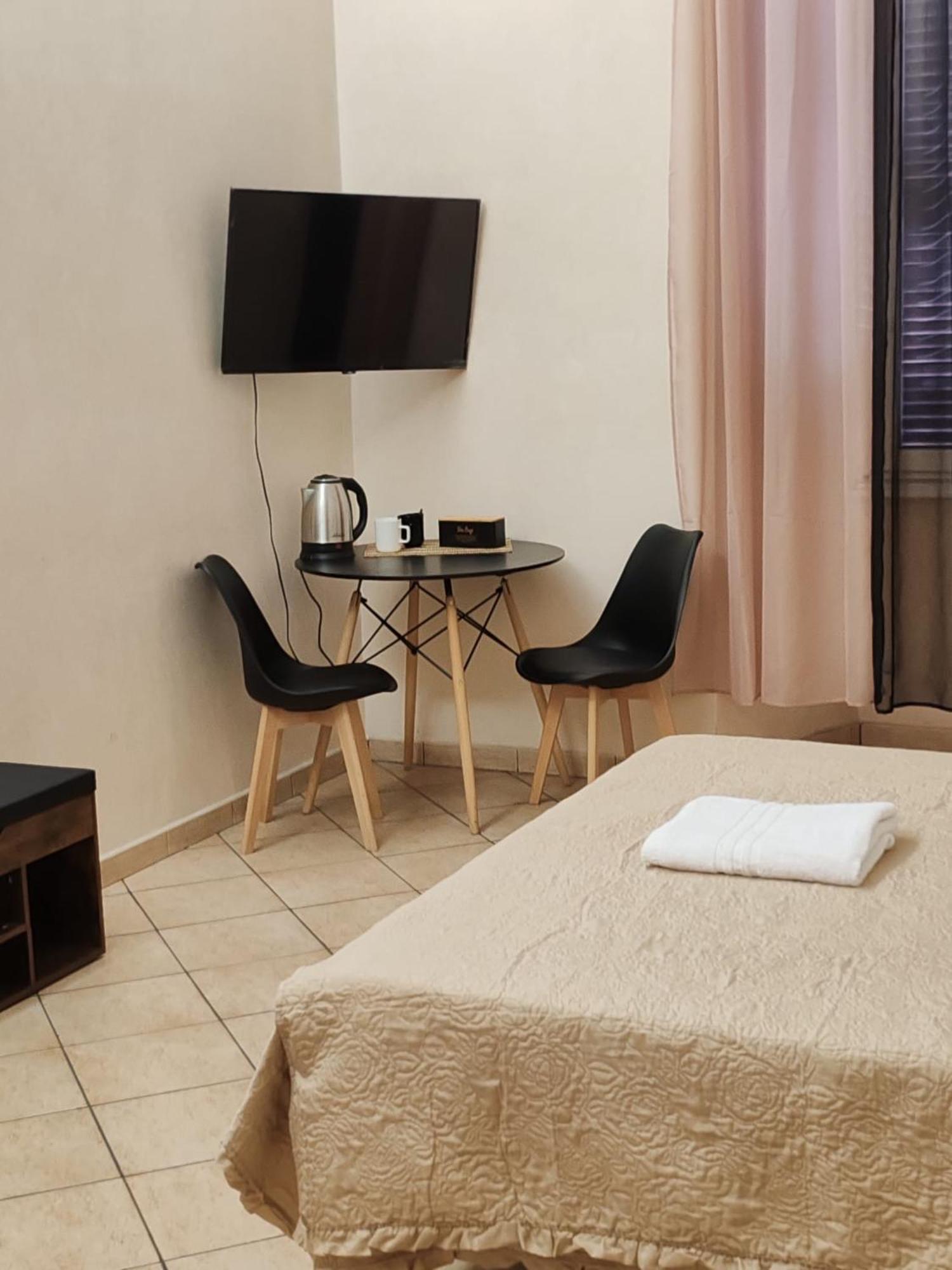 B&B Piazza Ragusa โรม ภายนอก รูปภาพ